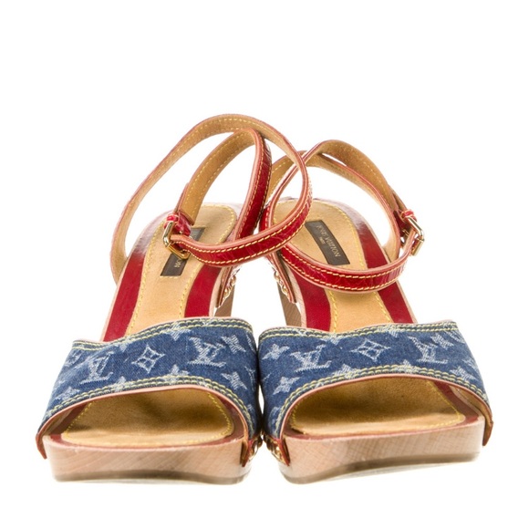 Animal Print Louis Vuitton Sandals - Picture 4 of 6